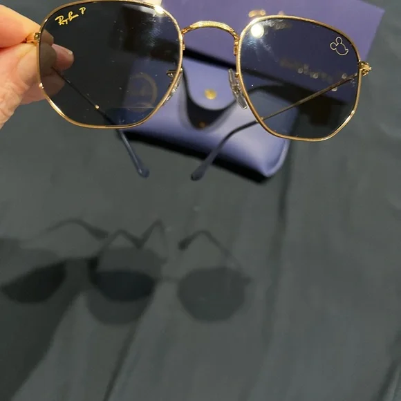 Ray-Ban polarized sunglasses - Picture 4 of 5